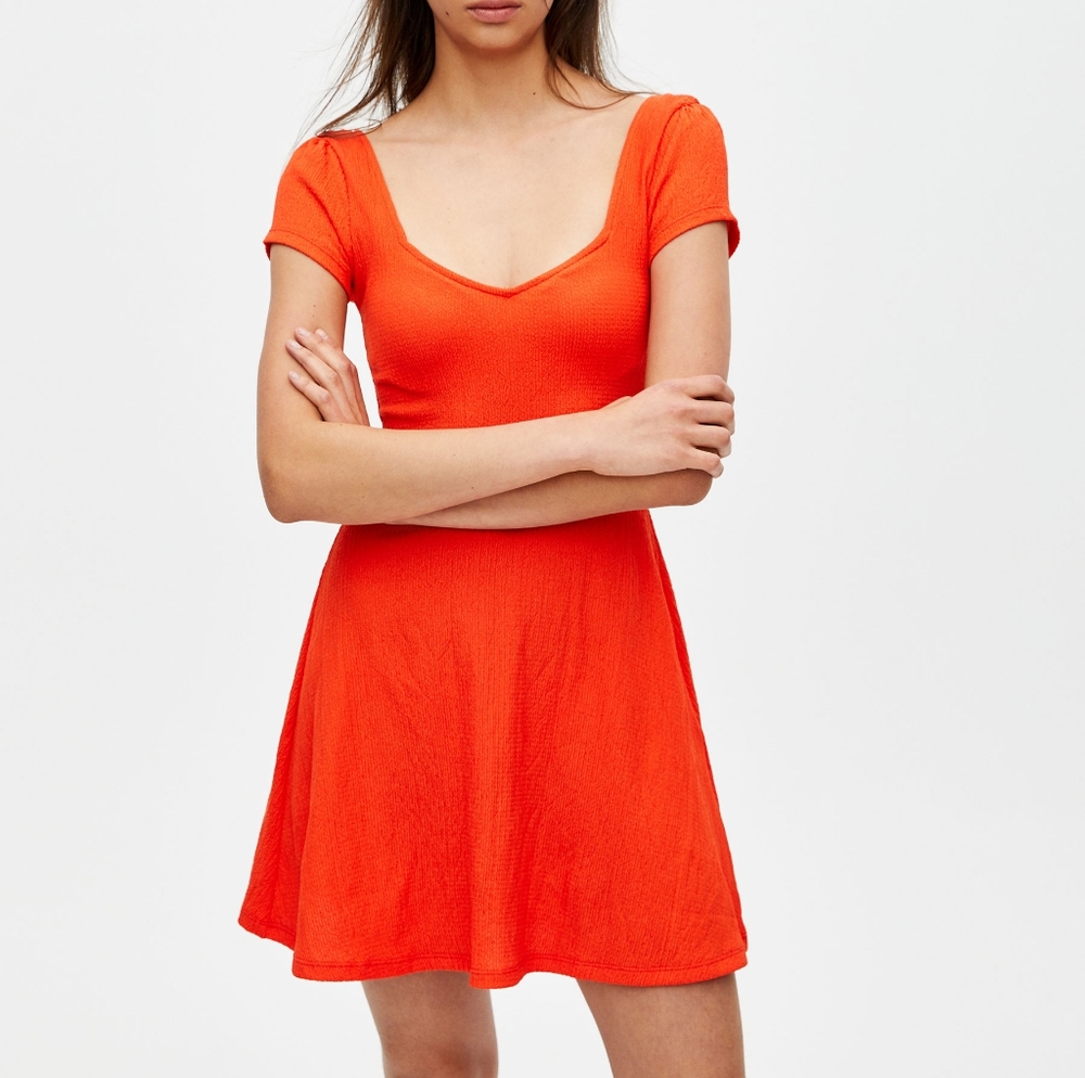 Short crepe sweetheart neckline dress orange